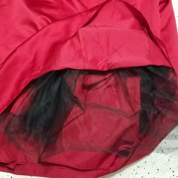 Michaelangelo Formal Dress ~ Long ~ Sz 6 ~ Red - Picture 8 of 8